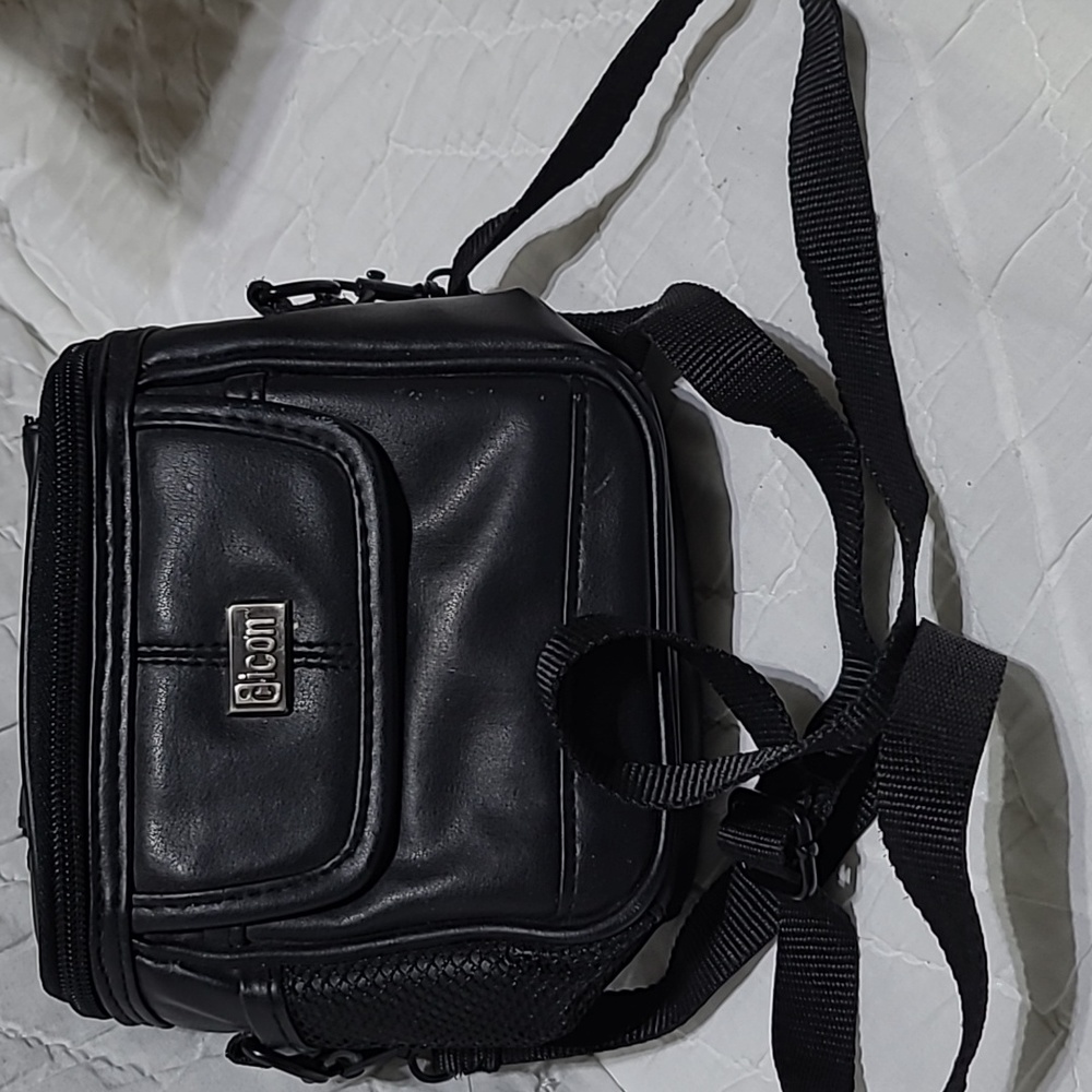 (3490-3) Icon Black Leather Camera Cases, Bags,
